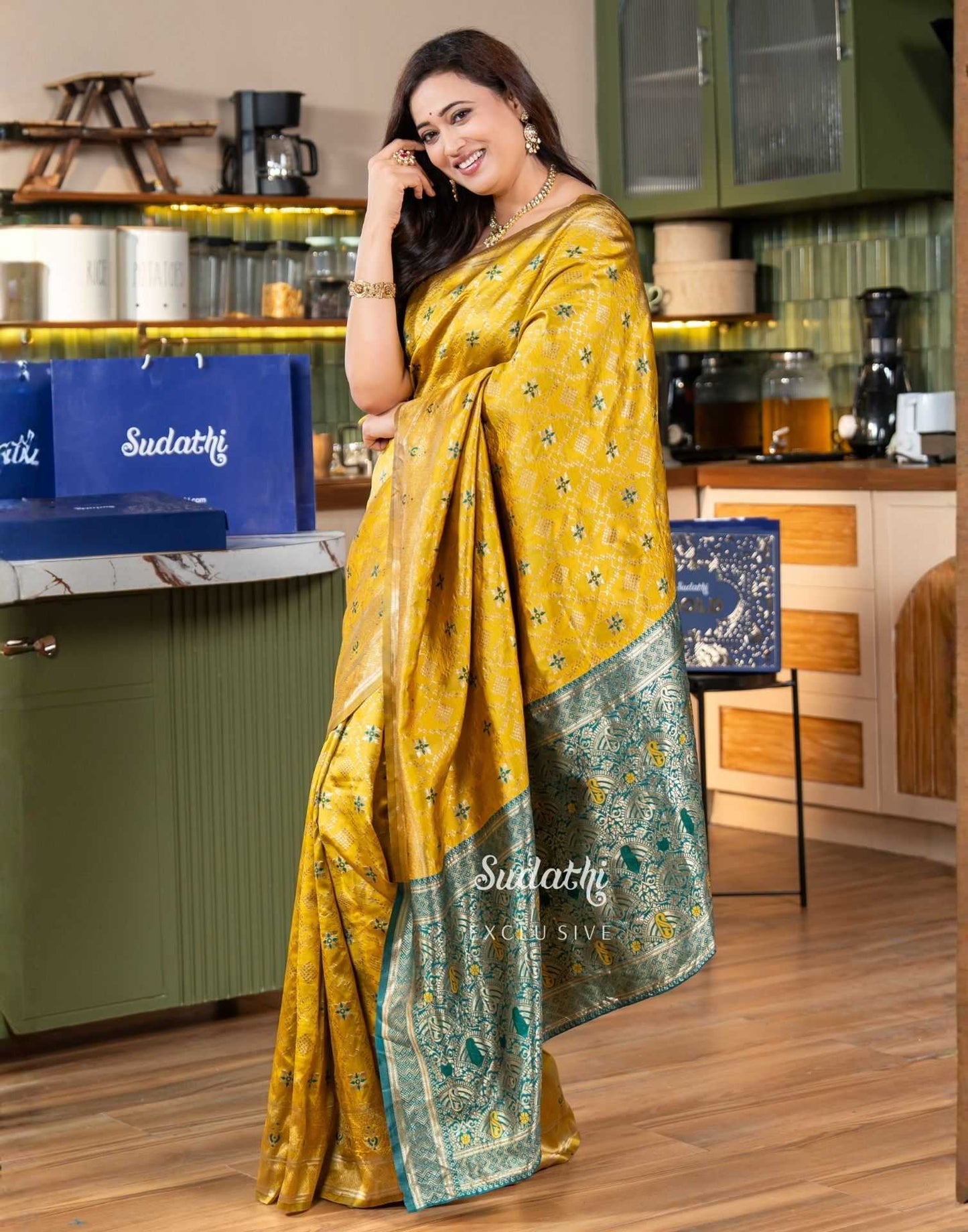 Shweta Tiwari Amber Yellow Banarasi Silk Saree