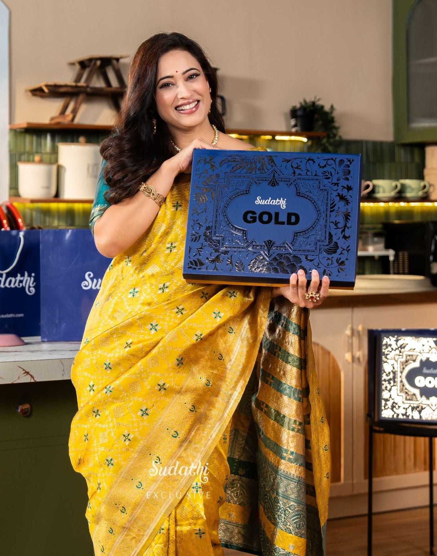 Shweta Tiwari Amber Yellow Banarasi Silk Saree